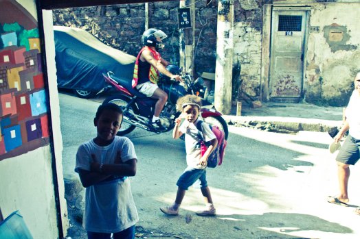 Saracinesca sulla favela